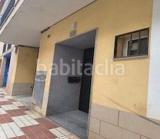 Foto 010c48a4-a780-43f4-92fc-e83f539be1e7. Pis a Algemesí