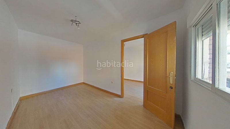 Foto 82c38dbc-0c85-4802-9a37-b148aa4f6273. Pis a San Isidro Madrid