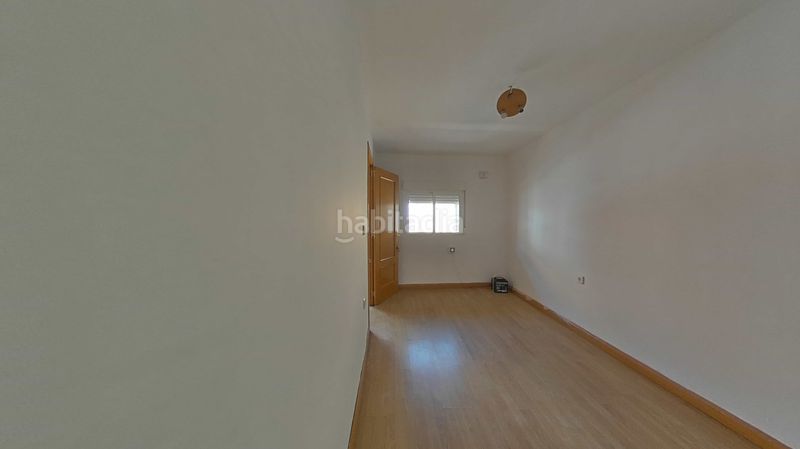 Foto a00bfff2-f153-4eb4-8161-d09af860f4e7. Pis a San Isidro Madrid