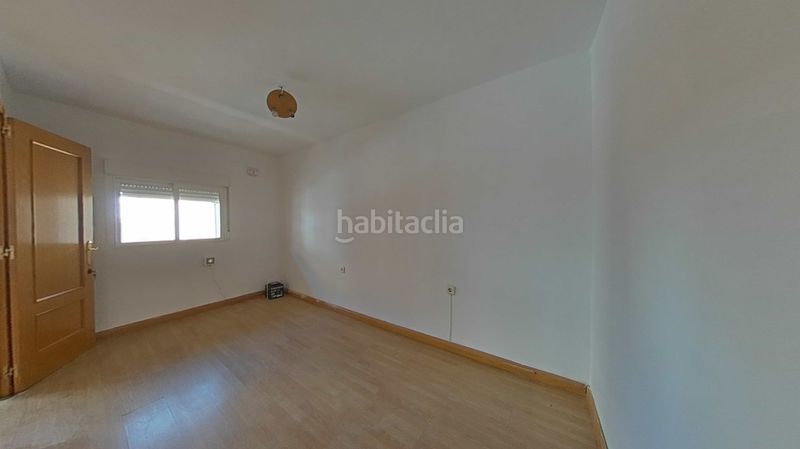 Foto c6aa0385-8680-4e09-a592-73897dbe0793. Pis a San Isidro Madrid