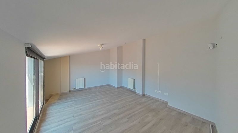 Foto cf413a77-b766-4361-9750-6cdee70bc7dd. Pis amb calefacció aparcament a Centre Castelldefels