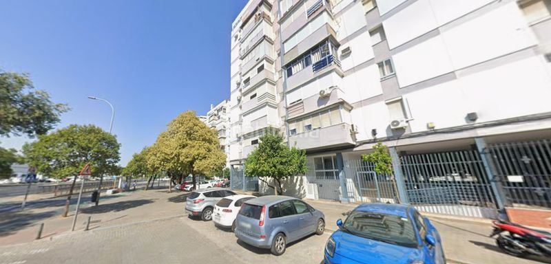 Foto f21bbaed-d10f-42c3-a93c-0e5510aecdba. Casa a San Pablo Sevilla