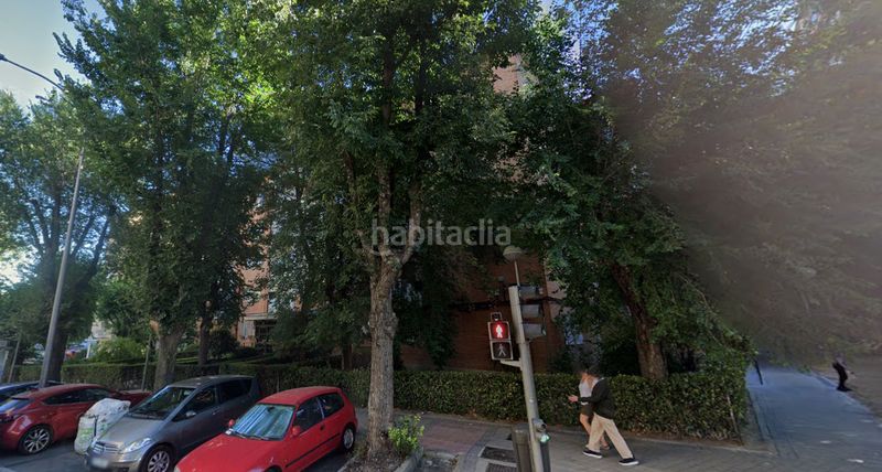 Foto b35e693e-9dc3-46f0-8876-0f97b03d5721. Casa a Vinateros Madrid