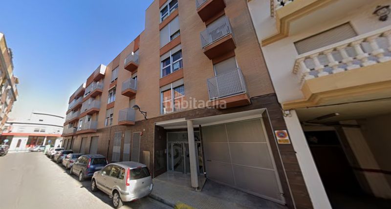 Foto 48e57849-43ef-4a1d-9127-af6ffd21154b. Casa amb aparcament a Algemesí
