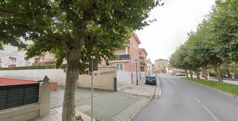 Foto 40130cd8-df68-4353-aab5-837e73c23564. Casa a Universidad - Las Huelgas Burgos
