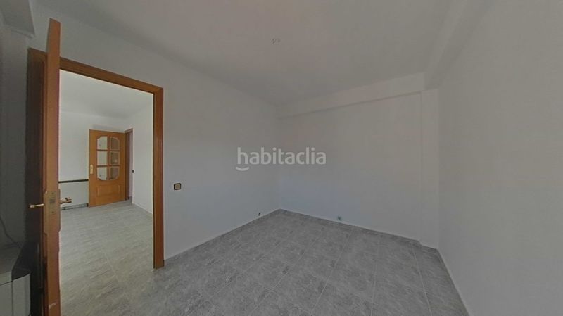 Foto 27c6bf51-b3bc-41ad-8c24-1fa76d6bef0e. Pis a Canillejas Madrid
