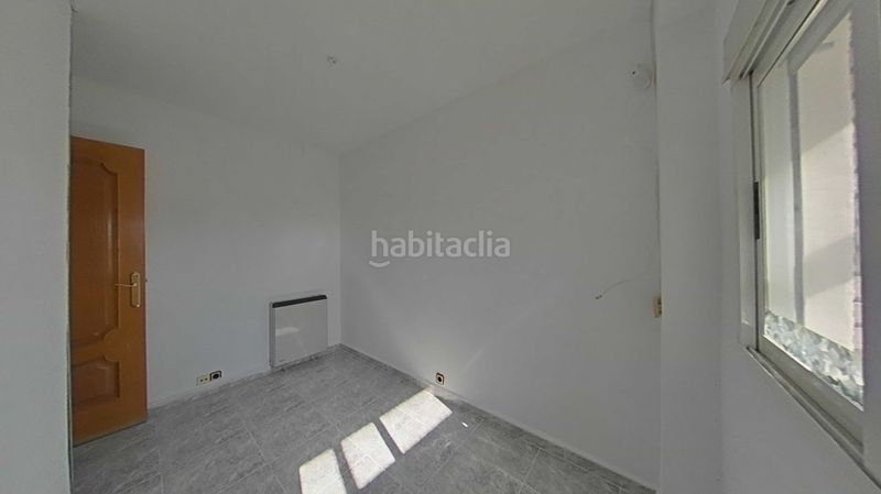 Foto cde99f5d-003b-479e-a610-cc9a87afe657. Pis a Canillejas Madrid