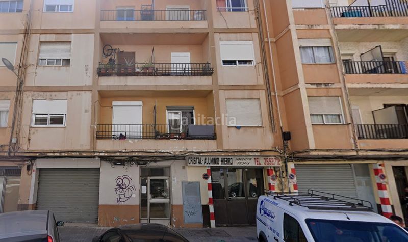 Foto 4233f877-f077-4941-9daf-d113f92d72d9. Pis a Torrefiel Valencia