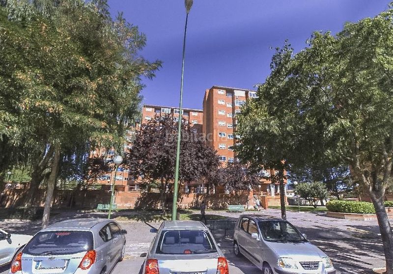 Foto b18ecf76-41c6-4432-b590-98e4bf7e5605. Pis a Illera Burgos