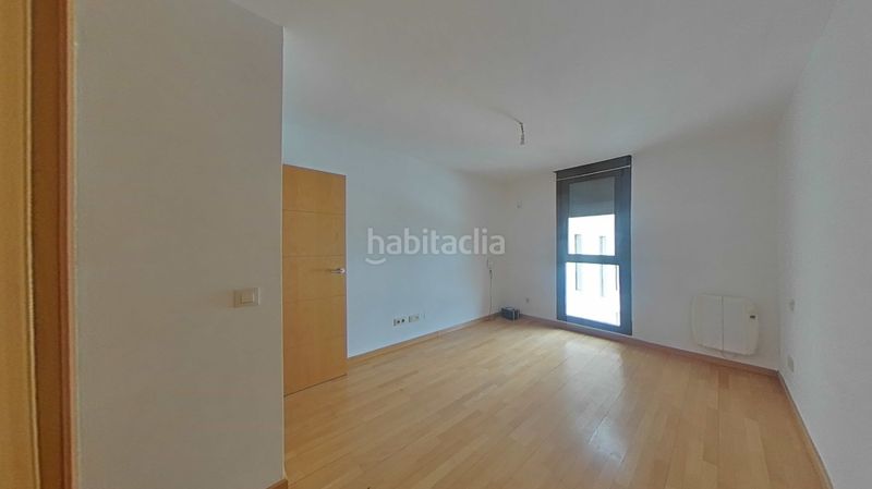 Foto c25bed1d-fd5c-4d09-aa63-b87807d2ab63. Pis a Centro Illescas