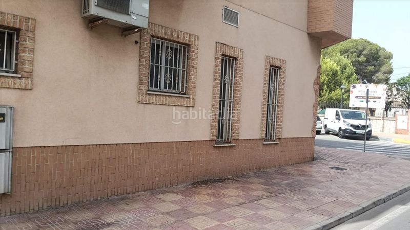 Foto aff469fa-d143-4cd3-800f-7b0c7b4f2e98. Casa adossada a Jacarilla