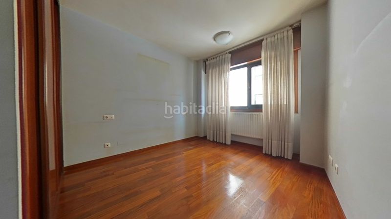 Foto abc48924-9459-4ec9-9493-6045f9b95023. Pis a Teis Vigo