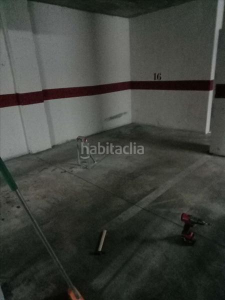 Foto 1660c00a-e9ee-4ebb-bc8d-7b28851b3d7c. Aparcament cotxe a Centro Sant Vicent del Raspeig