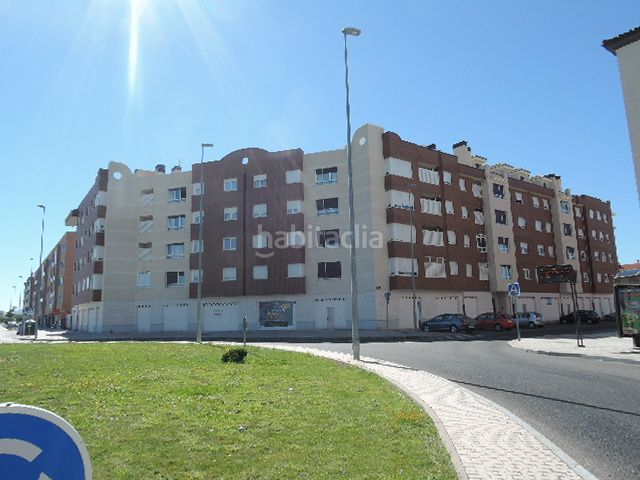 Foto f77bc7c5-2caa-44d3-8317-4aab6c28c5d2. Pis a Sónsoles Ávila