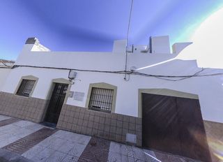 Pis a ALHAMA DE ALMERIA