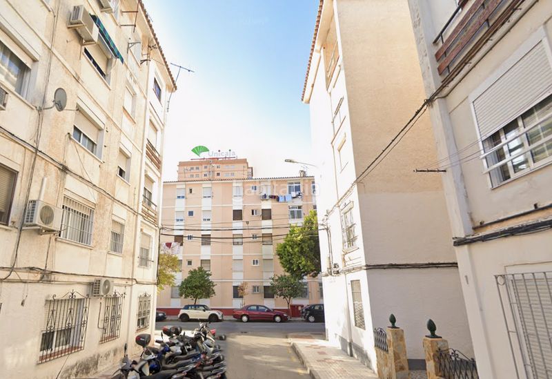 Foto 5738f970-3102-481c-b911-c9ea8b4e815b. Pis a Barrio de Ciudad Jardín Málaga