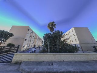 Flat  Embarcadero
