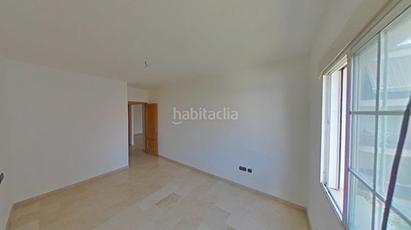 Foto 4df0a02a-0f1e-4f7e-b97c-1578f8e7d5f0. Pis amb calefacció a San Antón Armilla