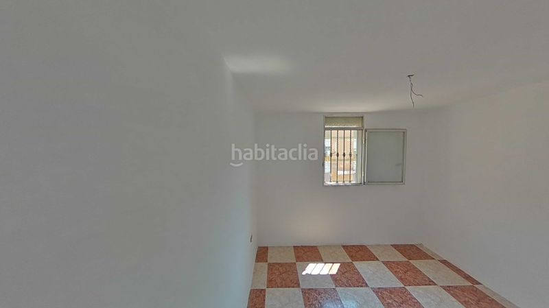 Foto 1fe318ab-85e4-4566-8fd2-d223cc89362e. Pis a Los Pájaros Sevilla