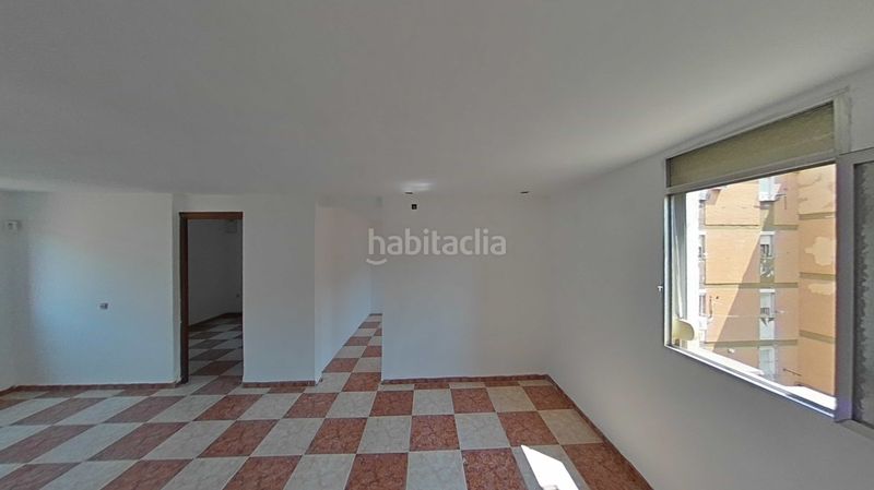 Foto 91a22099-83fc-46db-aea6-d890b6c8188d. Pis a Los Pájaros Sevilla