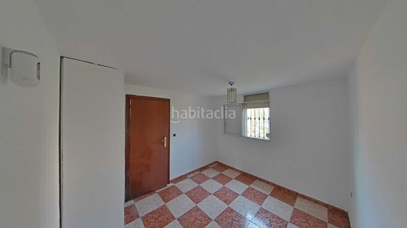 Foto eba873cb-a625-4dbe-aa42-a11255755d57. Pis a Los Pájaros Sevilla