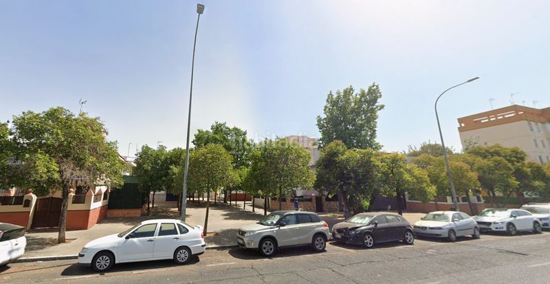 Foto 4b8c3426-e706-4286-8be1-9b0053025af4. Casa a Juan XXIII - Rochelambert Sevilla