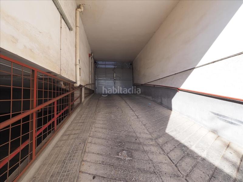 Foto faeae7a5-5ed1-45cf-84fa-558b14420805. Parking coche en Can Tussell Terrassa