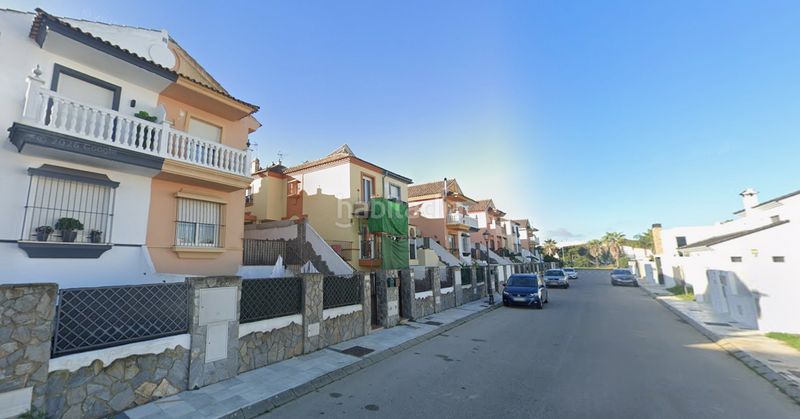 Foto e73bfc38-90ca-4898-9315-9a02b3659785. Pis a Benalup