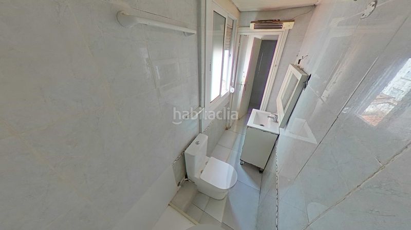 Foto 5d2b5d20-3f99-48d6-ab36-60a829e171b3. Àtic a El Camp de l´Arpa del Clot Barcelona