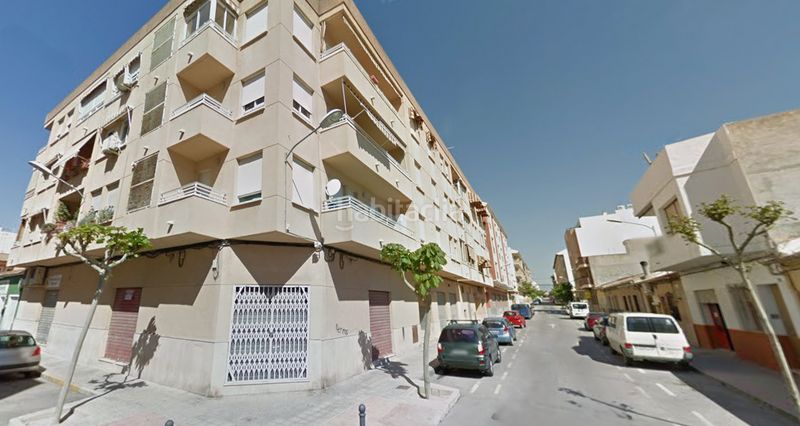 Foto c51da648-c2bd-49d8-aa05-bd47f5bcd960. Pis a Centro Mutxamel