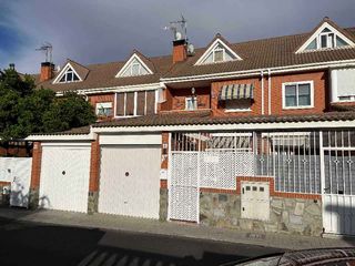 Semi detached house  Cl. prado