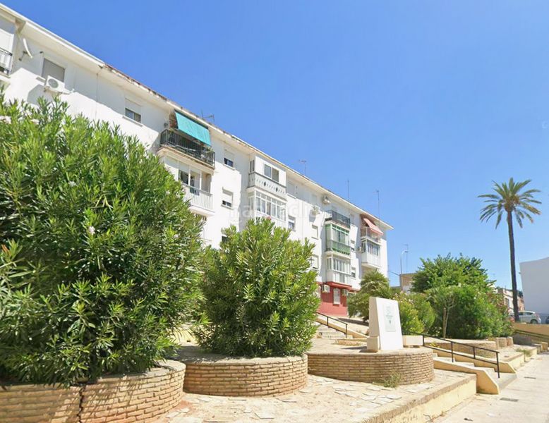 Foto b240d017-ea40-4806-95ab-1c5655663476. Casa a Estación - La Fontanilla - El Tinte Utrera