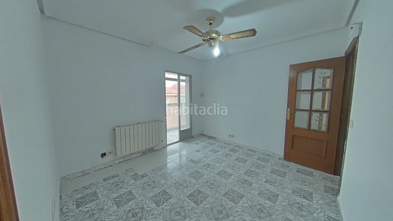 Foto 5187a804-5cd3-438b-ab40-09d6fd232249. Piso en Palomeras Sureste Madrid