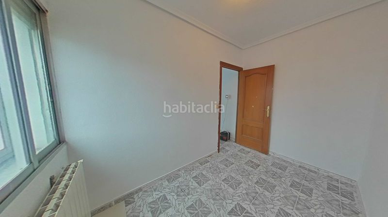 Foto 9bbaed8c-51c7-48e6-bb2f-06d49c8b55ea. Piso en Palomeras Sureste Madrid