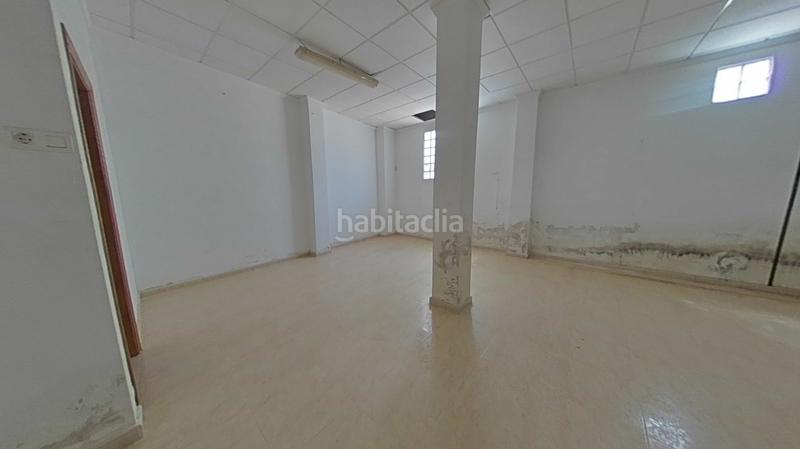 Foto d1cba66d-8114-4f71-b96d-170ea2ac2e55. Local comercial a Las Piscinas Naturales Torrevieja