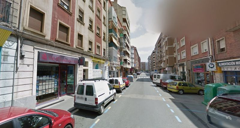Foto a4f15ee4-8235-4e00-802b-0b431441b57d. Casa a Centro Miranda de Ebro