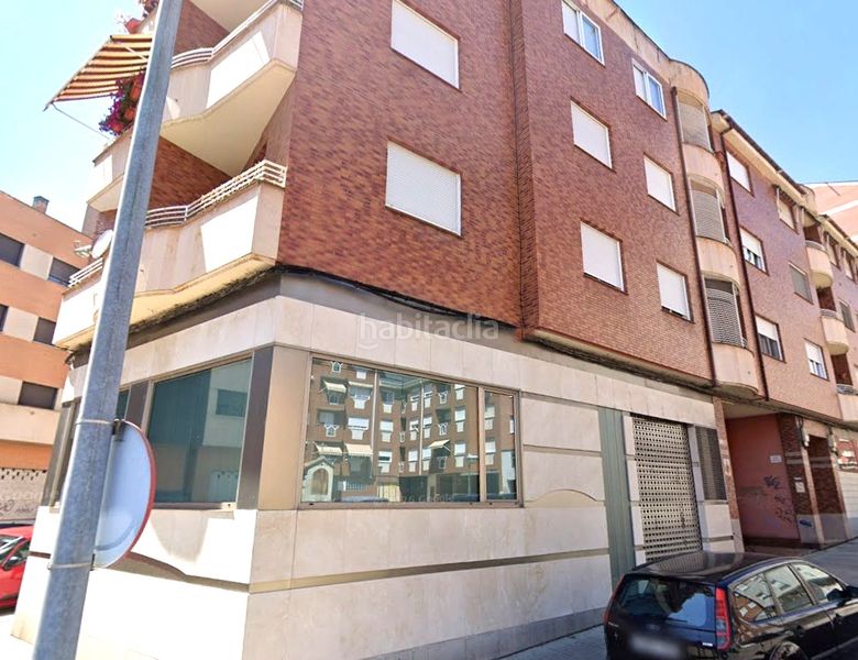 Foto 6b0b3708-e0c0-4fb0-9cc8-08cfb0344640. Pis a Centro Ponferrada
