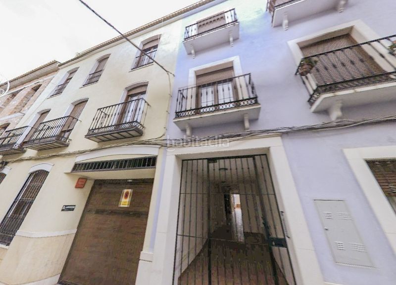 Foto b5a8e85f-3df3-4b93-9799-c364428408cb. Casa amb aparcament a Puente Genil