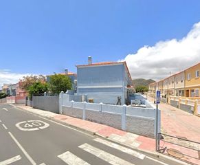 Casa a Llano Villa