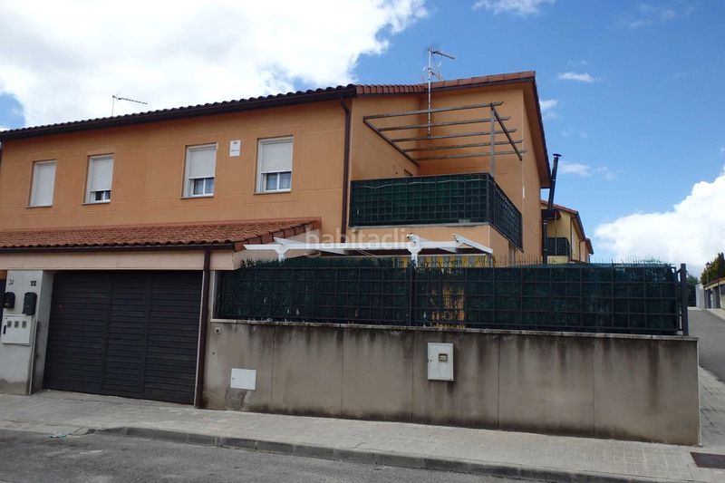 Foto 602587e7-44fc-4939-8ba3-034689fff002. Casa a Escalona