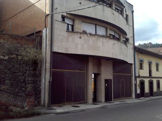 Pis  General ujo mieres