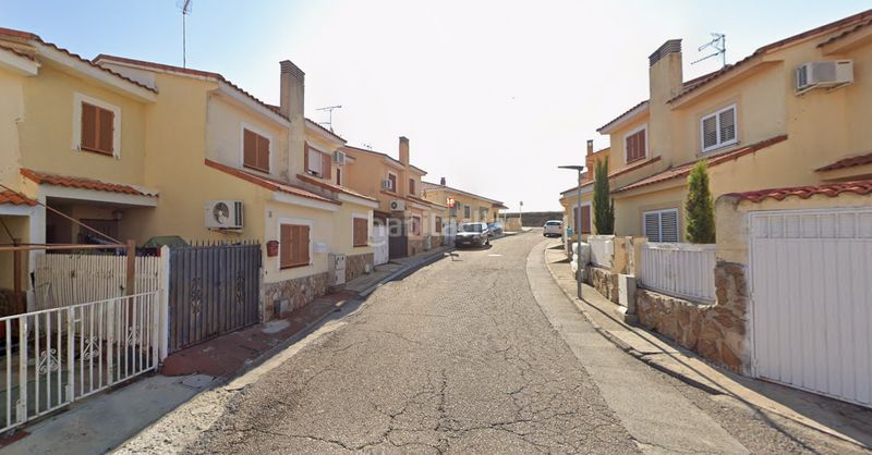 Foto 698bc191-b324-4b48-a8e5-afa9b2b7ddbc. Casa a Méntrida