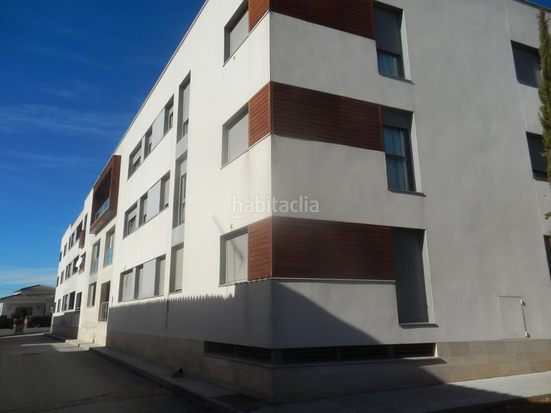 Foto f300d3fe-b64d-4d1d-ba82-f0e8784a9c9f. Pis amb aparcament a Noblejas