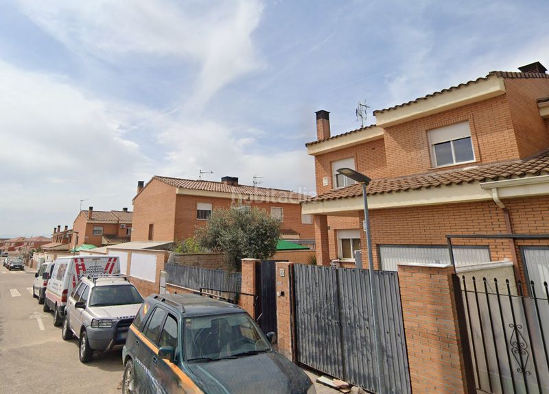 Foto b5e92579-a259-485c-84b0-ad958f40d933. Casa a Barcience