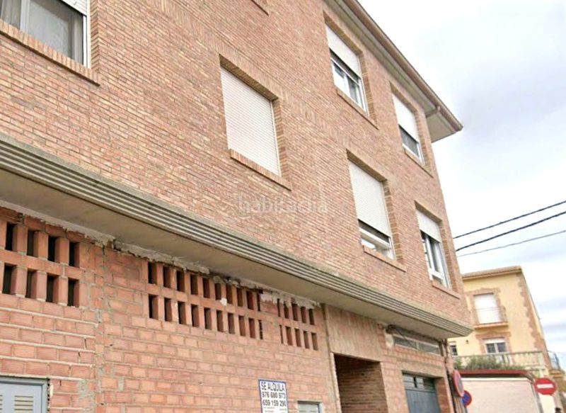 Foto ca75a866-c0ee-4d7e-8a4d-d94166d3cc9a. Casa amb aparcament a Zuera
