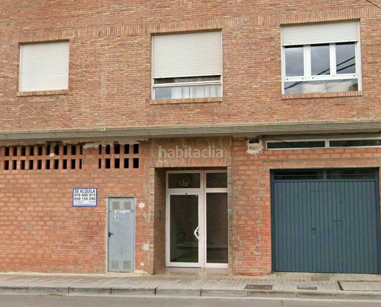 Foto defd9b1e-b6e0-442c-8577-f070870055c2. Casa amb aparcament a Zuera