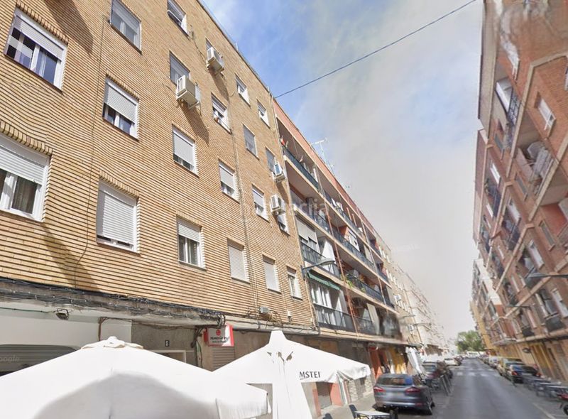 Foto cfe8e797-4371-4044-b37b-dd7464eb0b9a. Casa a Avenida de la Paz Xirivella