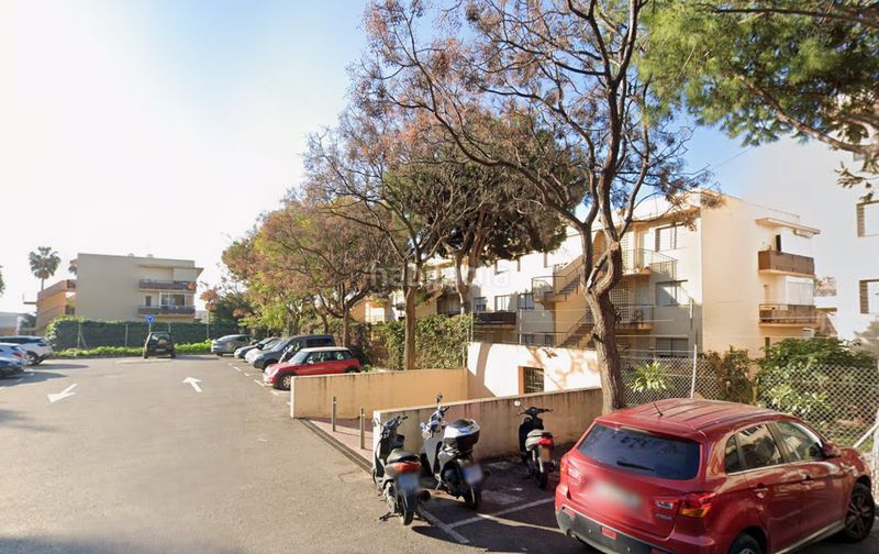 Foto f0e4cacc-6e35-42fe-8213-cd9143366c93. Pis a los jardines de Marbella - la ermita Marbella