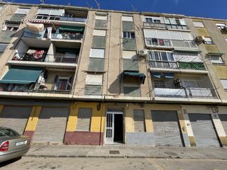 Pis  Calle athenas