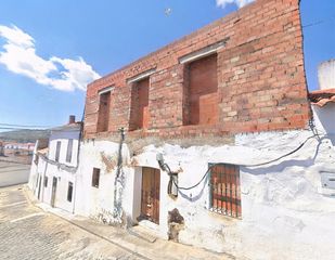 Semi detached house  Quiebra